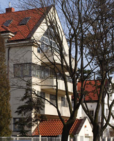 Multi-family residential building with a car park in ul. Ursynowska 70 in Warsaw